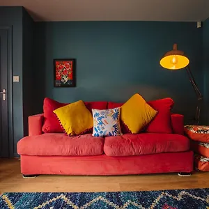 Unique Retreat , Belfast United Kingdom